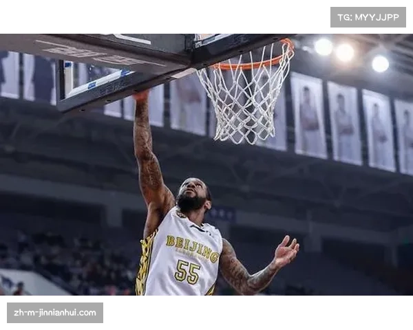 赵继伟砍26分难救主 辽宁后卫线独木难支陷困境 赵继伟砍26分难救主 辽宁后卫线独木难支陷困境